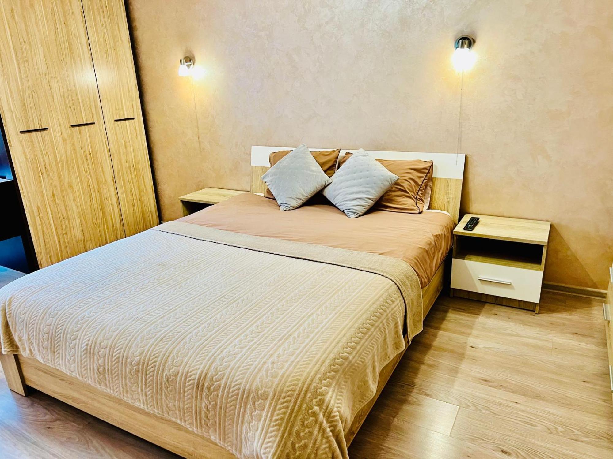 Apartaments Sichovyh Strilciv 68A Ivano-Frankivsk Eksteriør billede